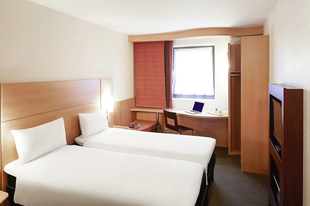 Ibis Sheffield City