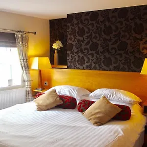 3* فندق The Groves